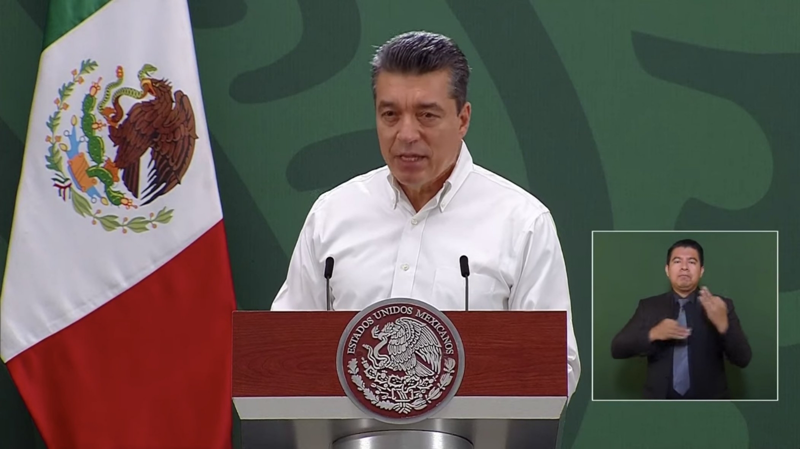 Rutilio Escandón, gobernador del estado de Chiapas, encabezó la conferencia matutina de este viernes