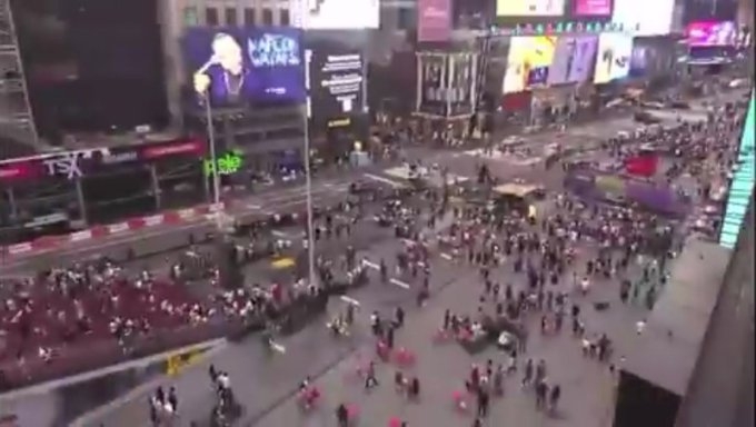 Tiroteo en Times Square, Nueva York, deja a una persona lesionada: VIDEO