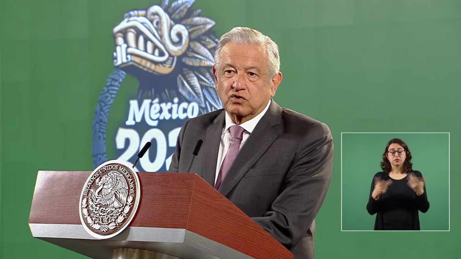 AMLO reiteró el compromiso de vacunar a todos los mexicanos mayores de 18 años para el mes de octubre, al menos con la primera dosis