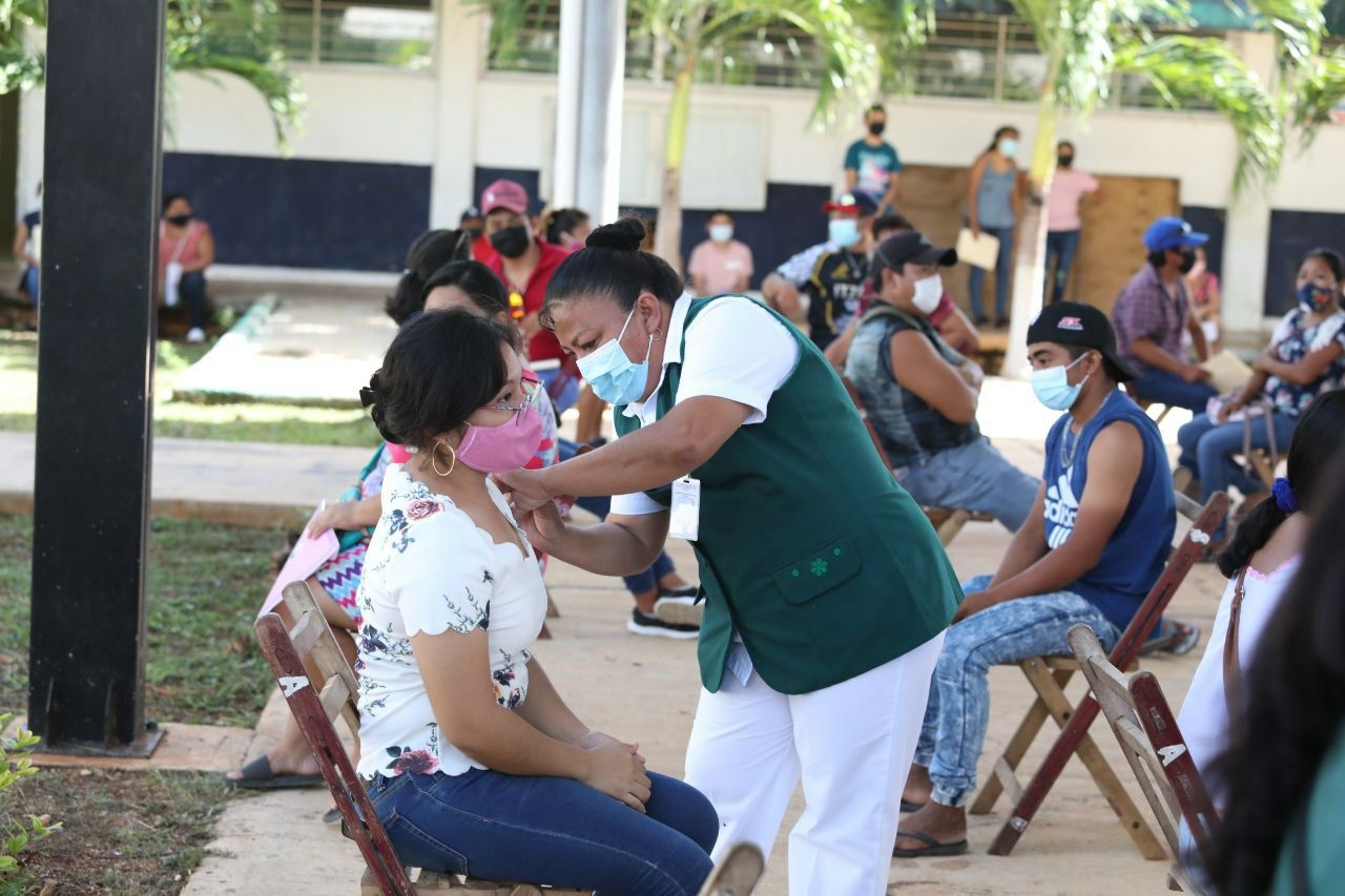 Inicia nueva jornada de vacunación para jóvenes de 18 a 29 años en Yucatán