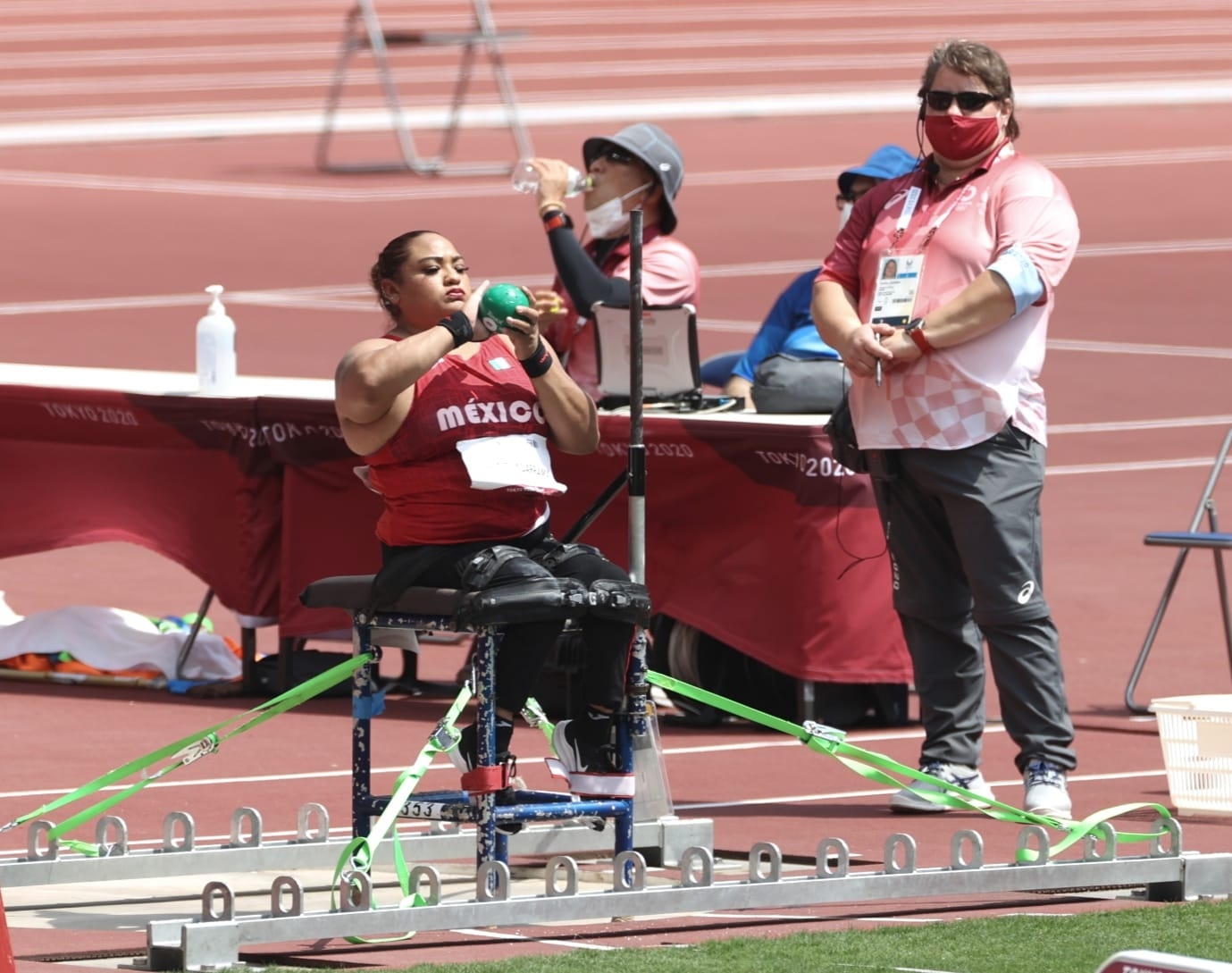 Gloria Zarza consigue medalla de plata para México en Juegos Paralímpicos