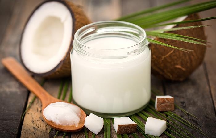 Este aceite de coco es muy utilizo en el mundo para cosméticos, cuidado de la piel y para la alimentación