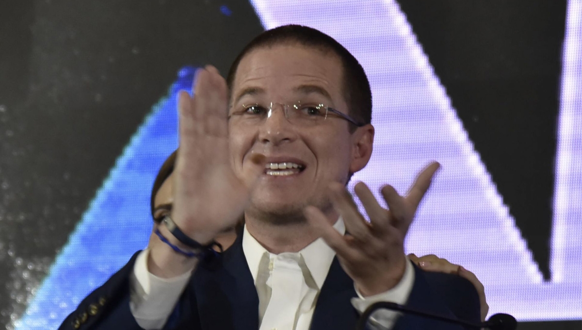 El 21 de agosto de 2021, el panista Ricardo Anaya denunció que Andrés Manuel López Obrador lo quiere castigar metiéndolo a la cárcel para que no sea aspirante en las elecciones de 2024