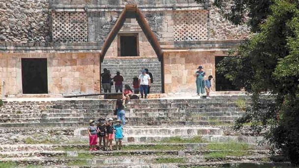 Aumenta 20% la visita de turistas a Yucatán durante Verano: Cultur
