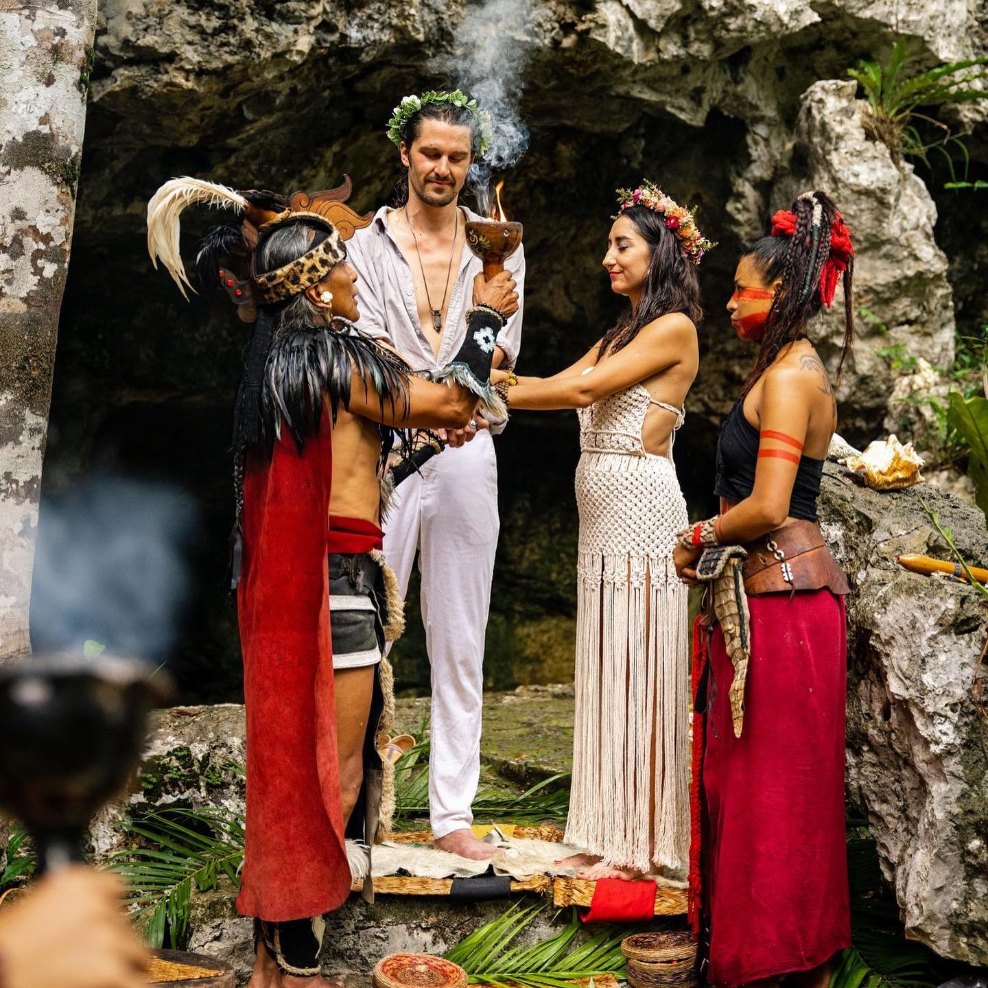 Con un rito maya, estos novios decidieron unir sus vidas en la selva de Tulum, en Quintana Roo
