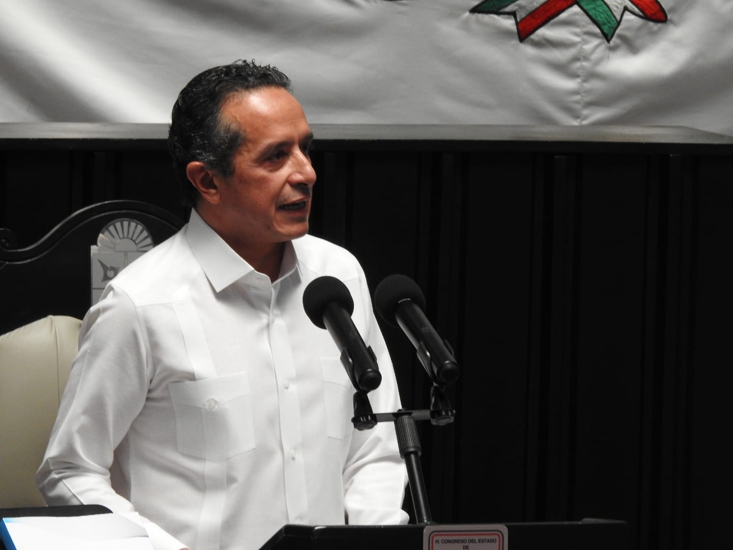 Carlos Joaquín no fue autocrítico al mencionar lo proyectos para diversificar la economía en Quintana Roo