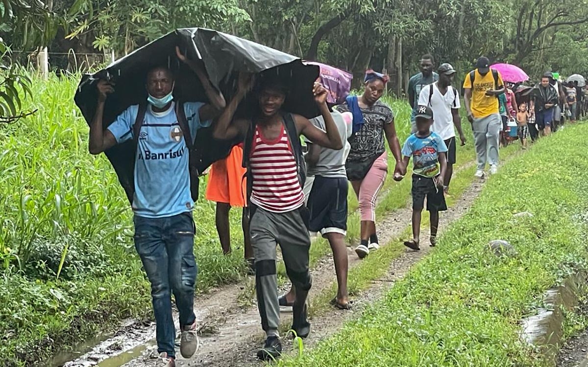 Hallan a cuatro personas muertas en la frontera de EU con Canadá