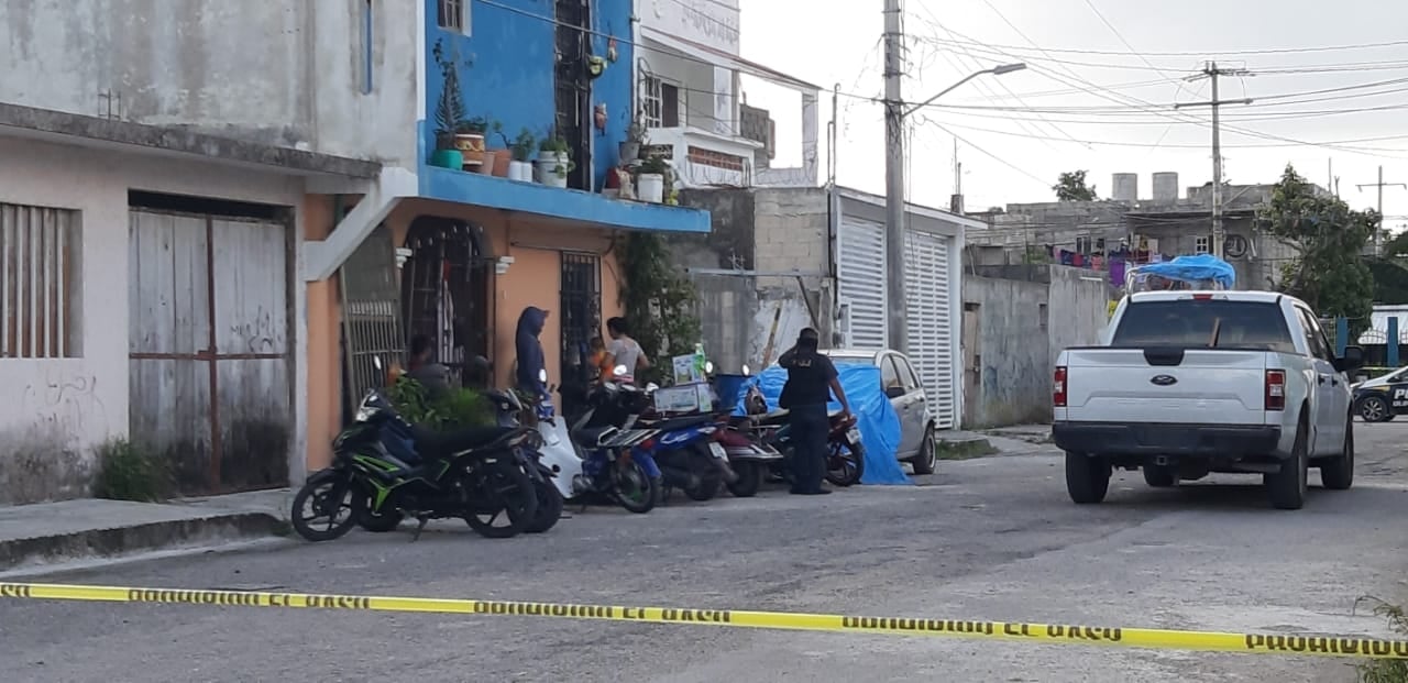 Detienen a cuatro personas y aseguran 'tienda de piñatas' durante cateo en Cozumel