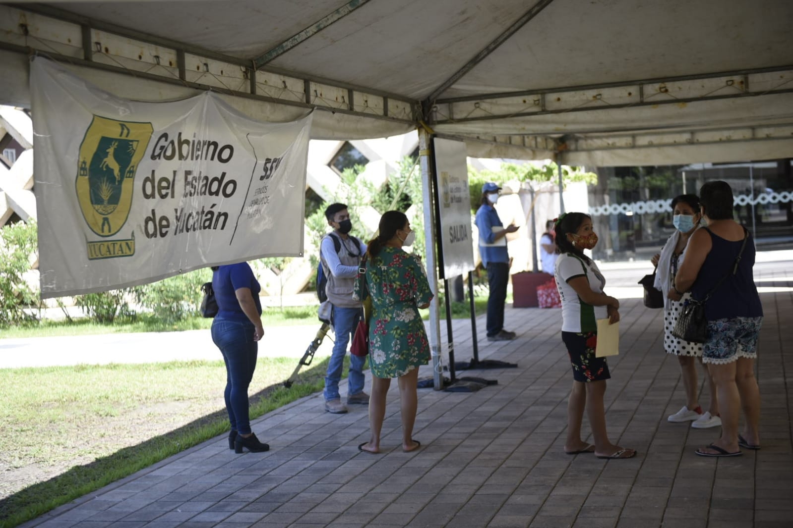 Las personas acudieron al módulo por su vacuna, pero no se aplicaba ninguna dosis