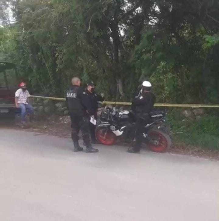 Motociclista halla cadáver en estado putrefacción en Umán, Yucatán