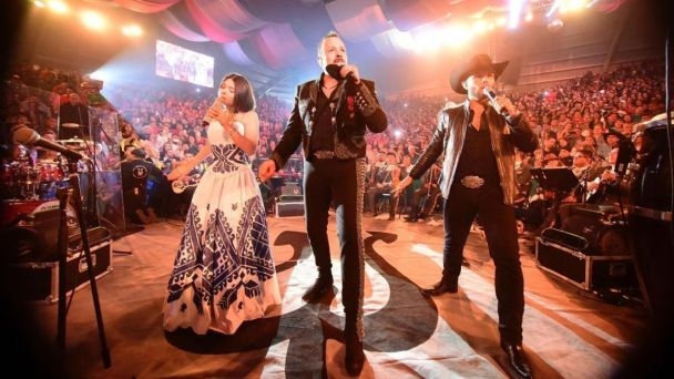 Concierto gratis de Ángela, Leonardo y Pepe Aguilar hoy 15 de septiembre