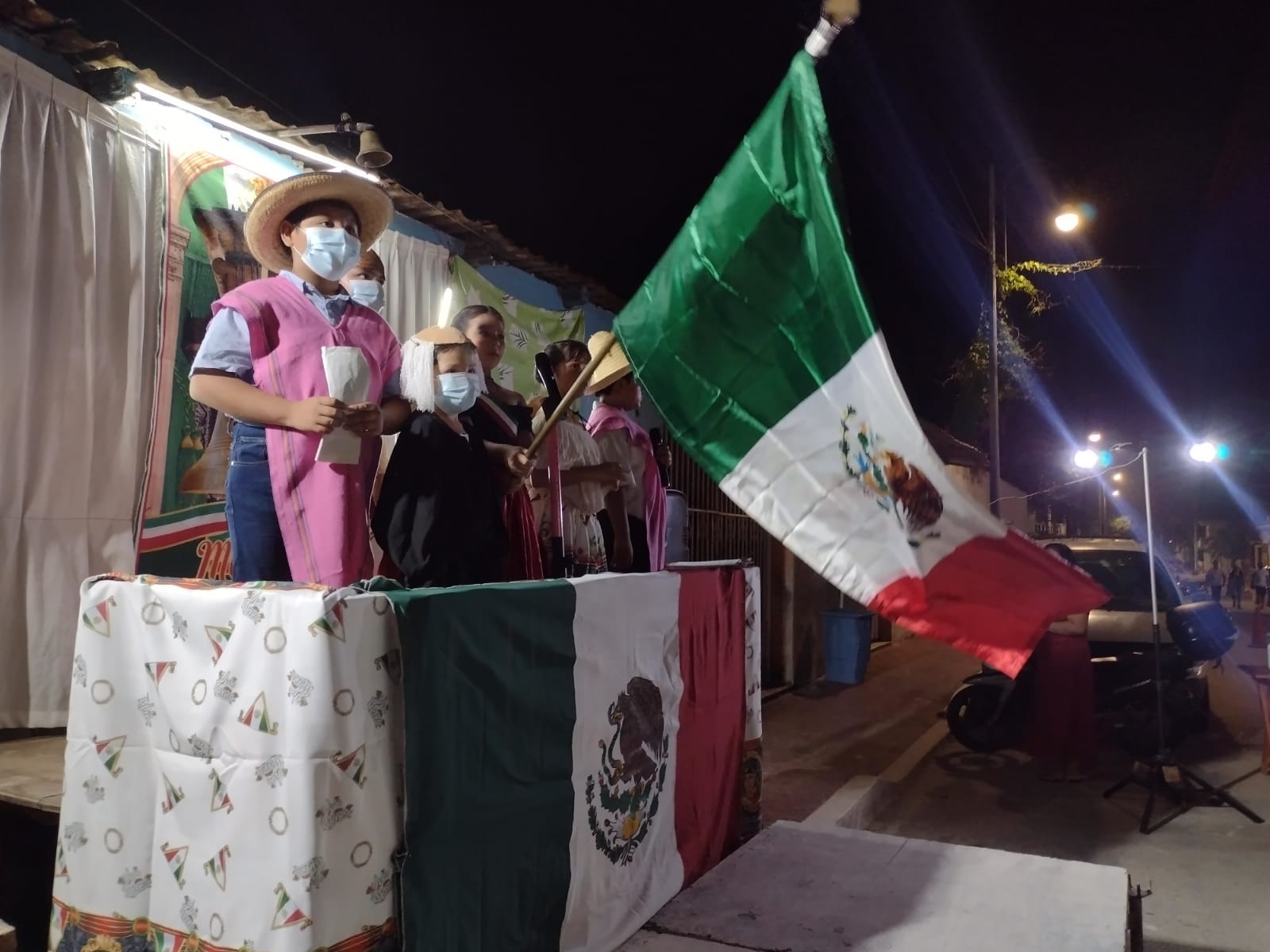 Durante el acto protocolario del Grito de Independencia incluyeron a los doctores que han dado la vida a causa del COVID-19