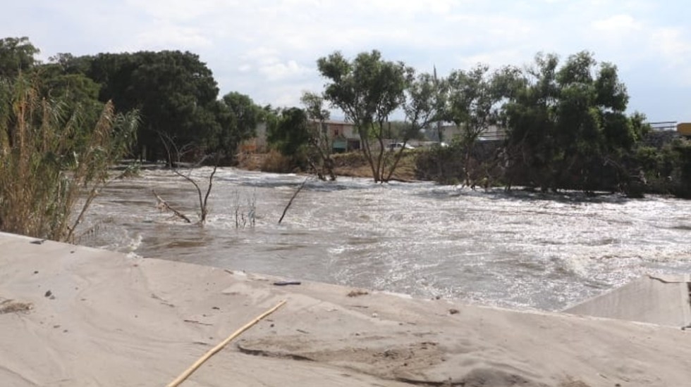 Conagua emite alerta por crecimiento del Río Tula; evacúan varias zonas