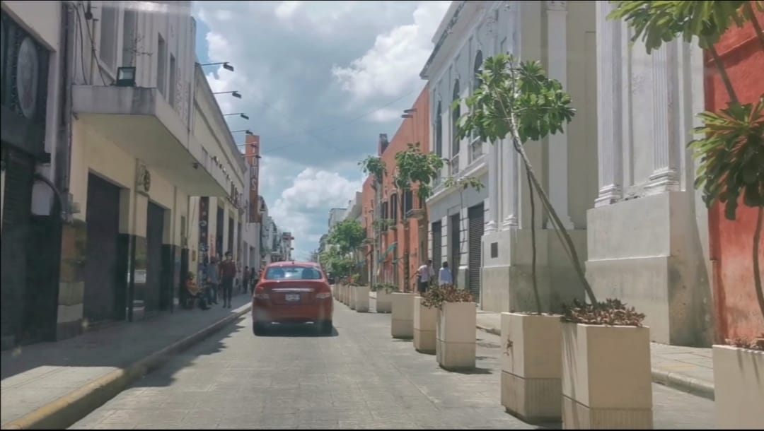 Reacomodo de maceteros en el Centro Histórico de Mérida aún si fecha