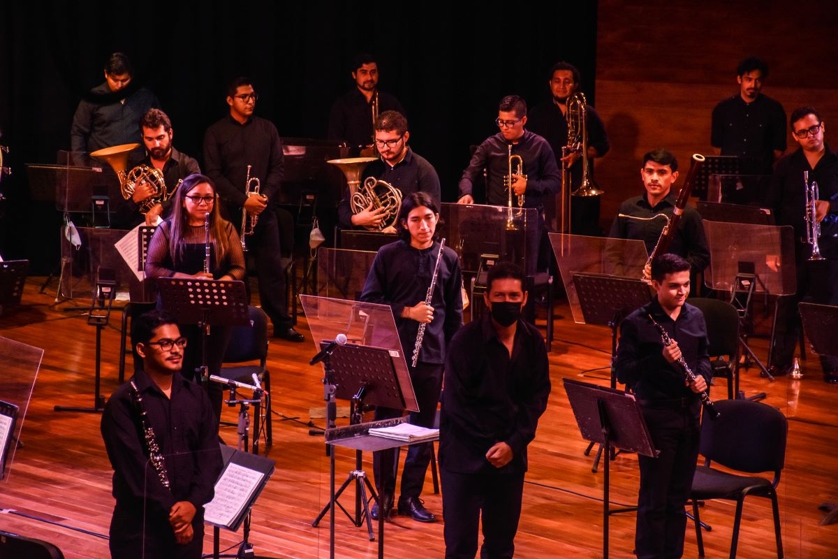 El programa incluyó el “Huapango” de Moncayo y “Cielito lindo”, entre otras composiciones.