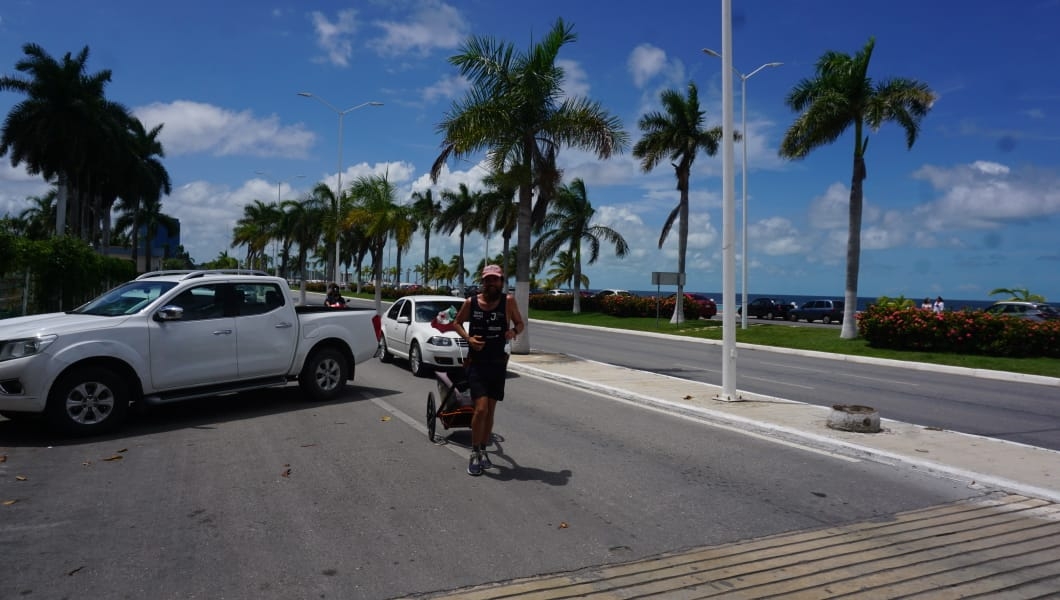 El alemán lleva un adelanto en sus planes donde tenía previsto llegar a Cancún en octubre, pero ya pasó por ahí y continúa