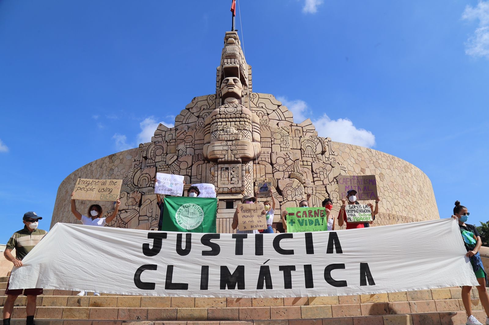 Los manifestantes coincidieron en que actualmente se está viviendo los primeros efectos de lo que podría ser una crisis climática