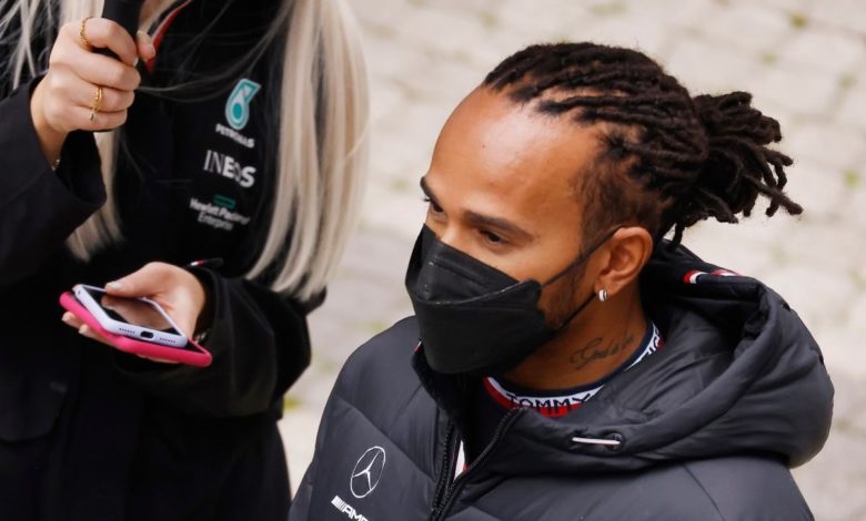 Lewis Hamilton atropella a mecánico de Mercedes en Rusia: VIDEO