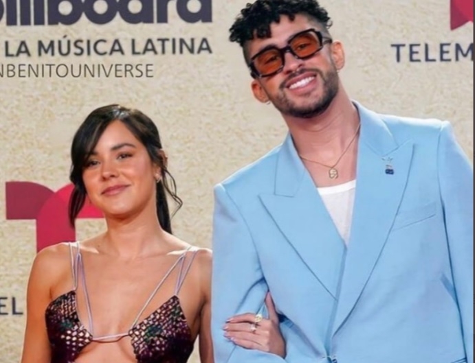 La novia de Bad Bunny despertó la curiosidad de los espectadores de los Premios Latin Billboard 2021