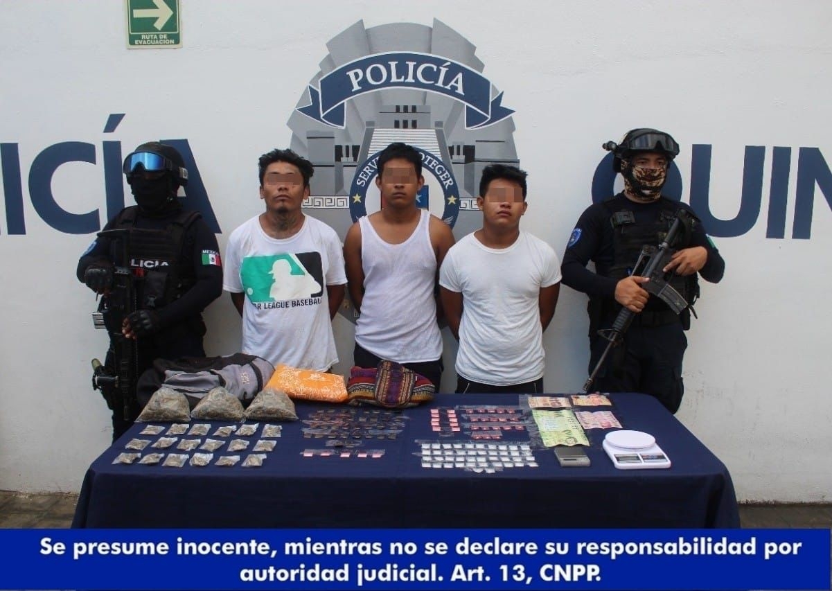 Detienen a tres hombres por extorsión y drogas en Playa del Carmen