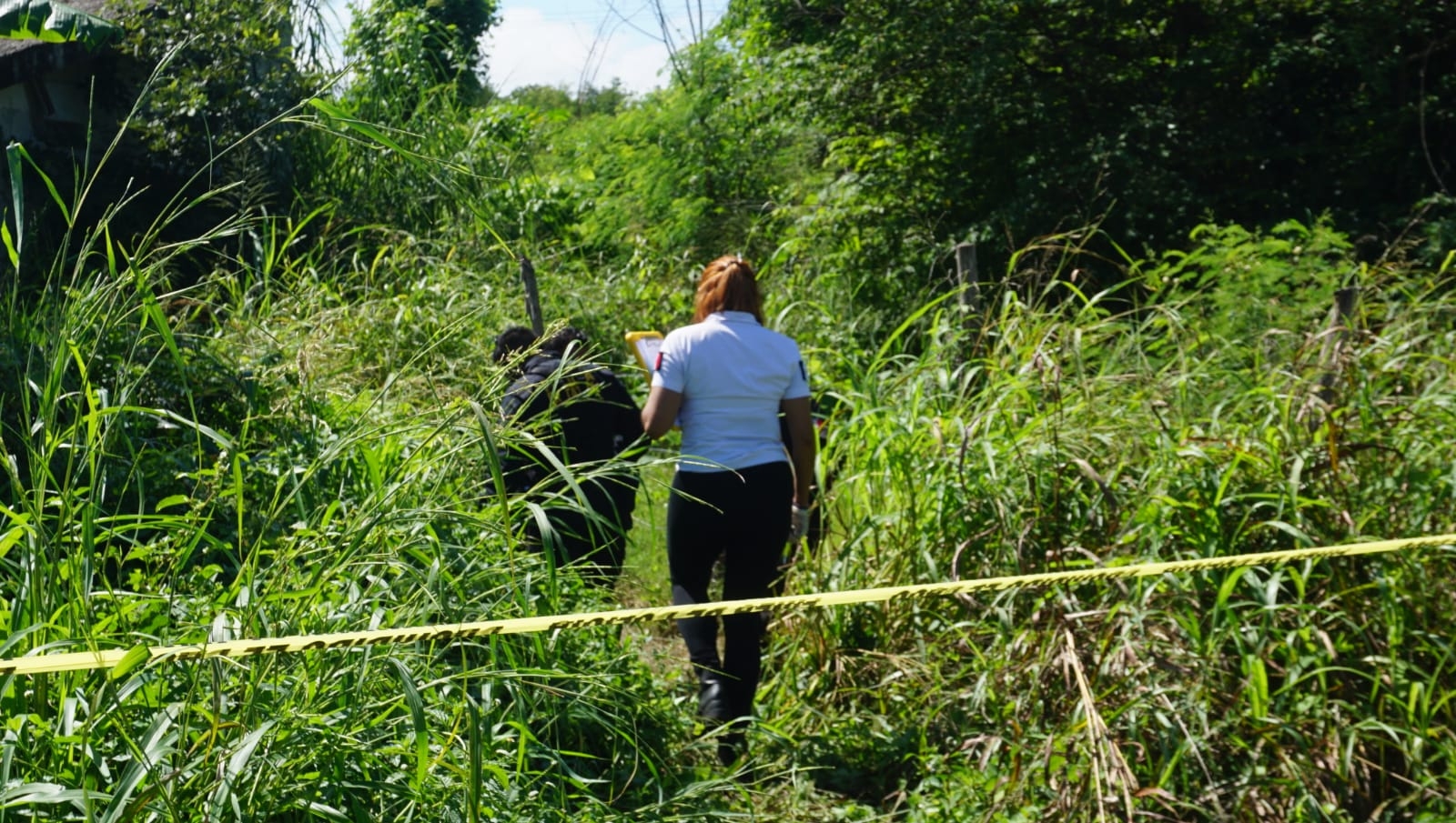 Supuesto cuerpo enterrado moviliza a policías en Campeche