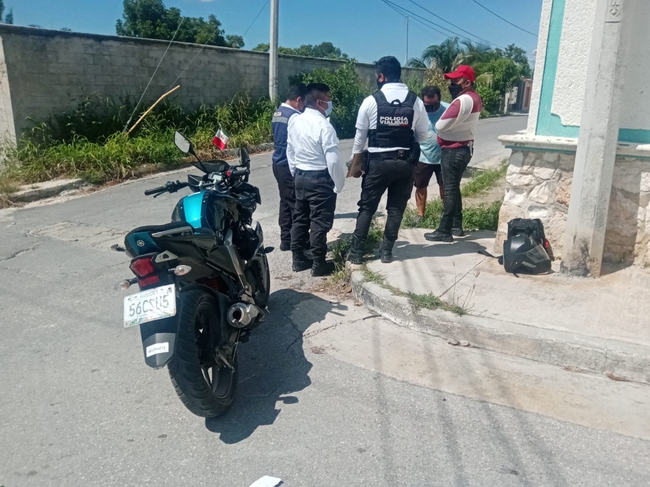 Choque entre motociclistas deja a un hombre con un brazo dislocado en Campeche