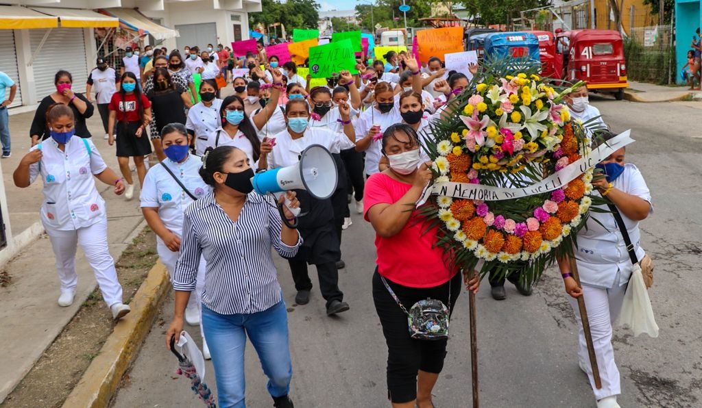 La delegada del hotel Bahía Príncipe, Anabelle Balcazar expresó su sentir por el feminicidio de Luceli Uc