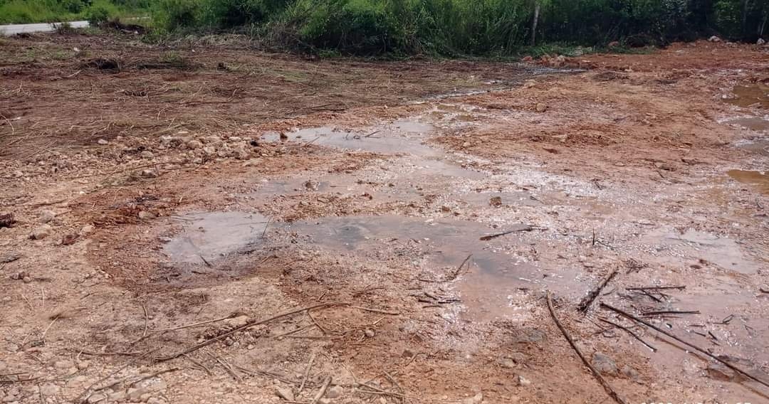 La tubería es de la línea que lleva el agua potable hacia las colonias de Kantunilkín, cabecera municipal de Lázaro Cárdenas