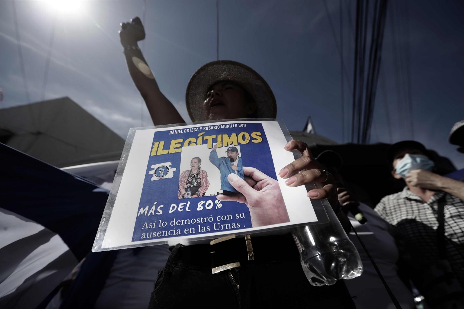 Nicaragüenses en Costa Rica protestaron en contra del régimen de Daniel Ortega. Foto: EFE/Jeffrey Arguedas