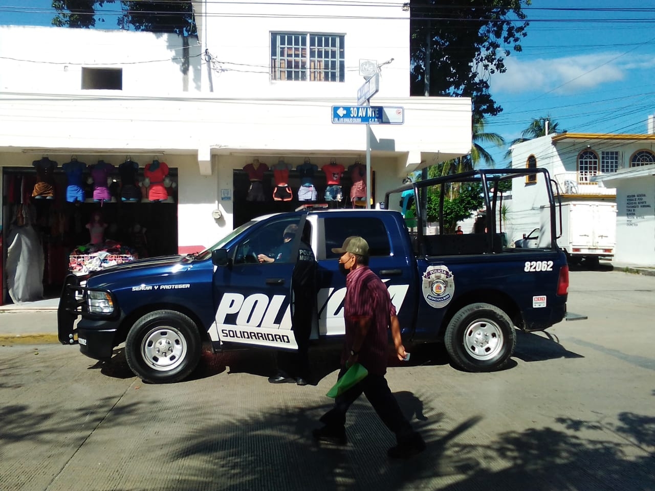 Rescatan a menor de edad que caminaba sola por la calle en Playa del Carmen