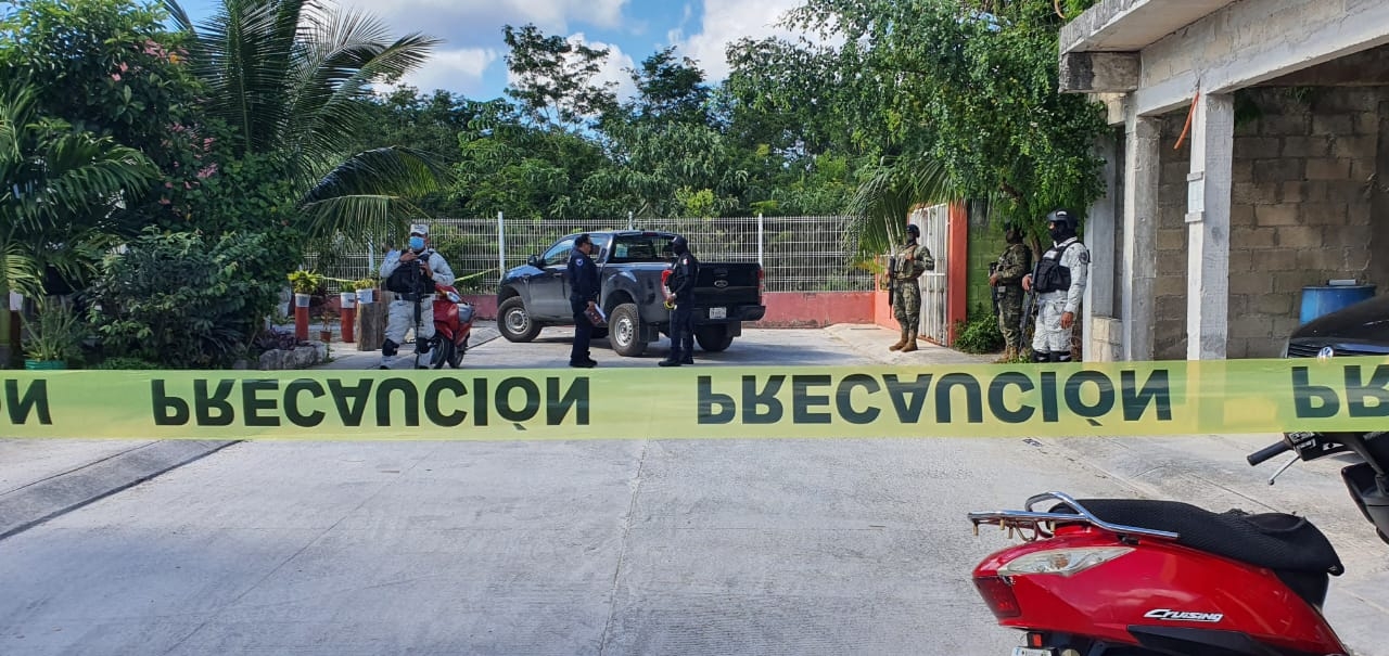 Encuentran más armas y droga en segundo cateo a 'narcocasa' en Cozumel