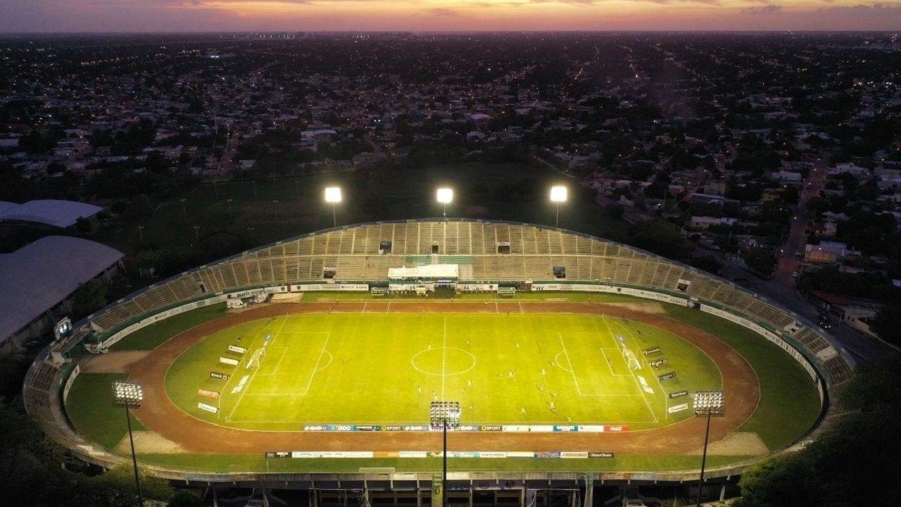 El estadio Carlos Iturralde Rivero recibió el nombre en honor al jugador, hijo menor del exgobernador del Estado