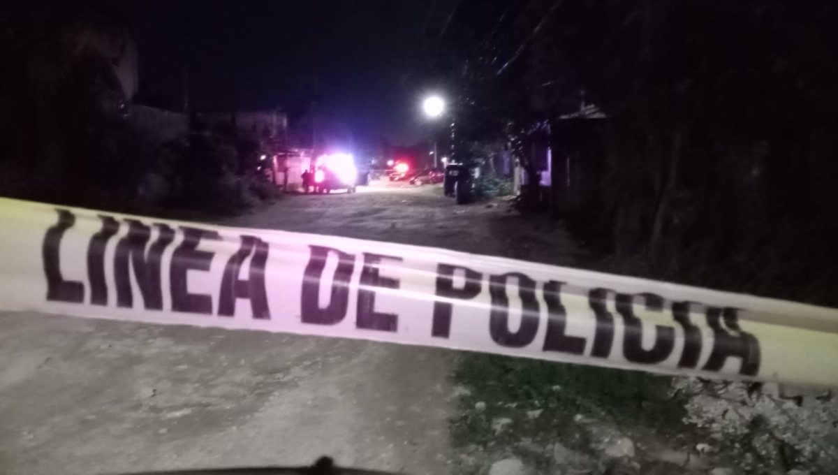 Balean a dos hombres en la colonia Real del Monte Región 227 en Cancún