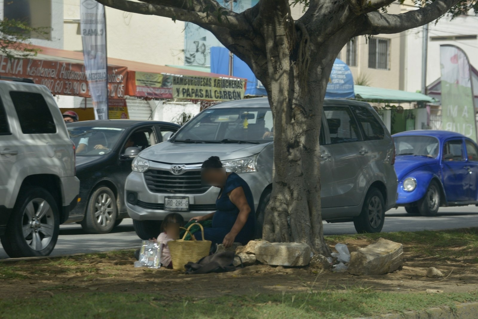 Hijas de padres adictos rescatadas en Cancún, en riesgo de regresar con ellos