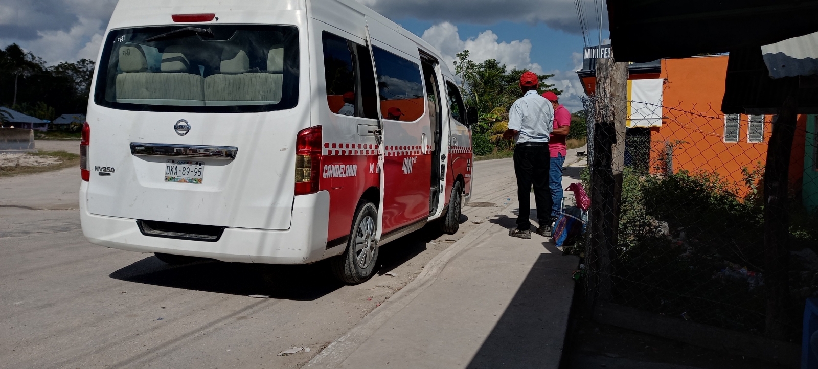 Robo de pasaje causa conflicto entre transportistas de Candelaria