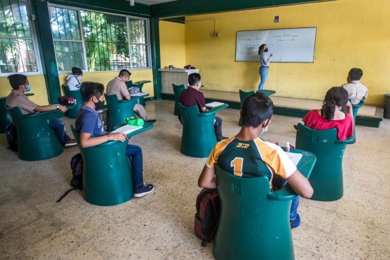 Estudiantes de Yucatán, reprobados en matemáticas a nivel secundaria: Planea