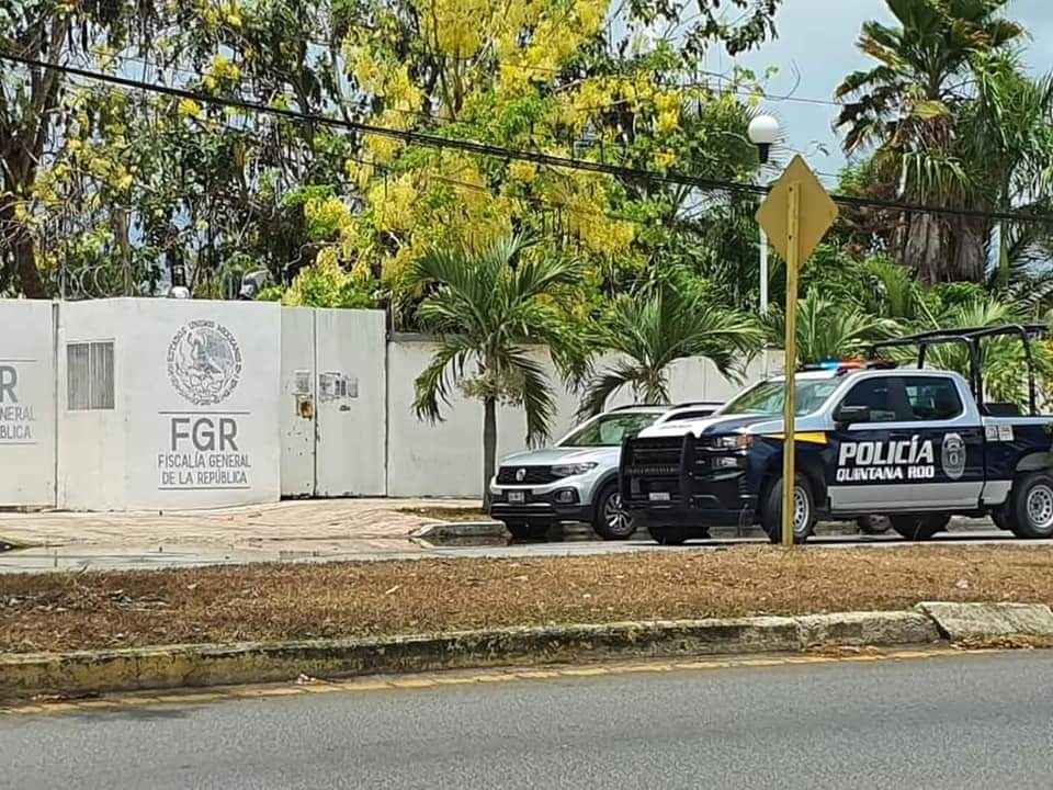 El detenido fue llevado a las instalaciones de la Fiscalía General de la República en Chetumal para definir su situación legal