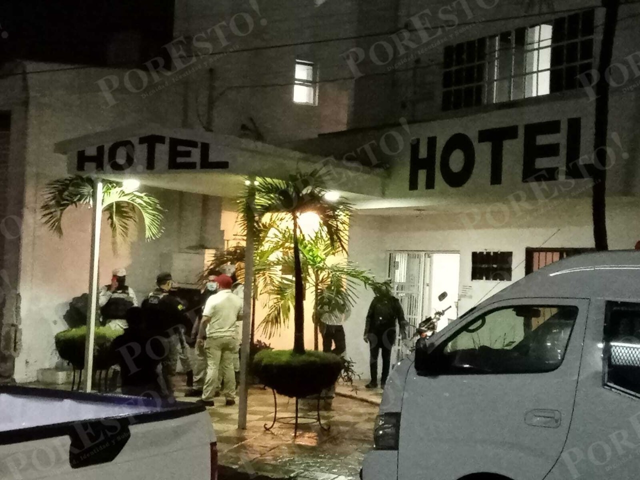 Aseguran a más de 30 personas ilegales tras operativo en un hotel de Cancún