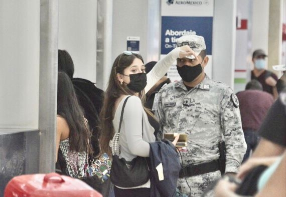 María Valentina François indicó que levantará una denuncia por los insultos recibidos en el Aeropuerto Internacional de Cancún