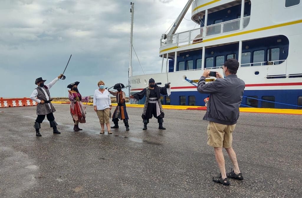 Campeche recibe la visita de turistas en el crucero Ocean Voyager