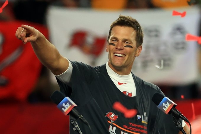 Tom Brady se retira de la NFL