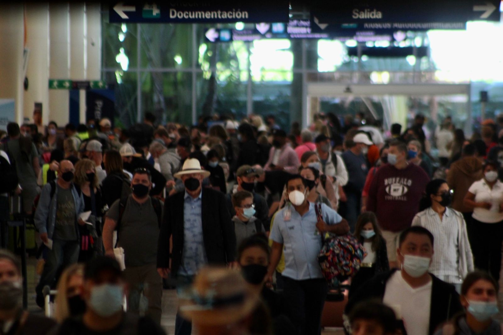 El aeropuerto de Cancún presentó cuatro cancelaciones de vuelos, dos nacionales y dos hacia el extranjero