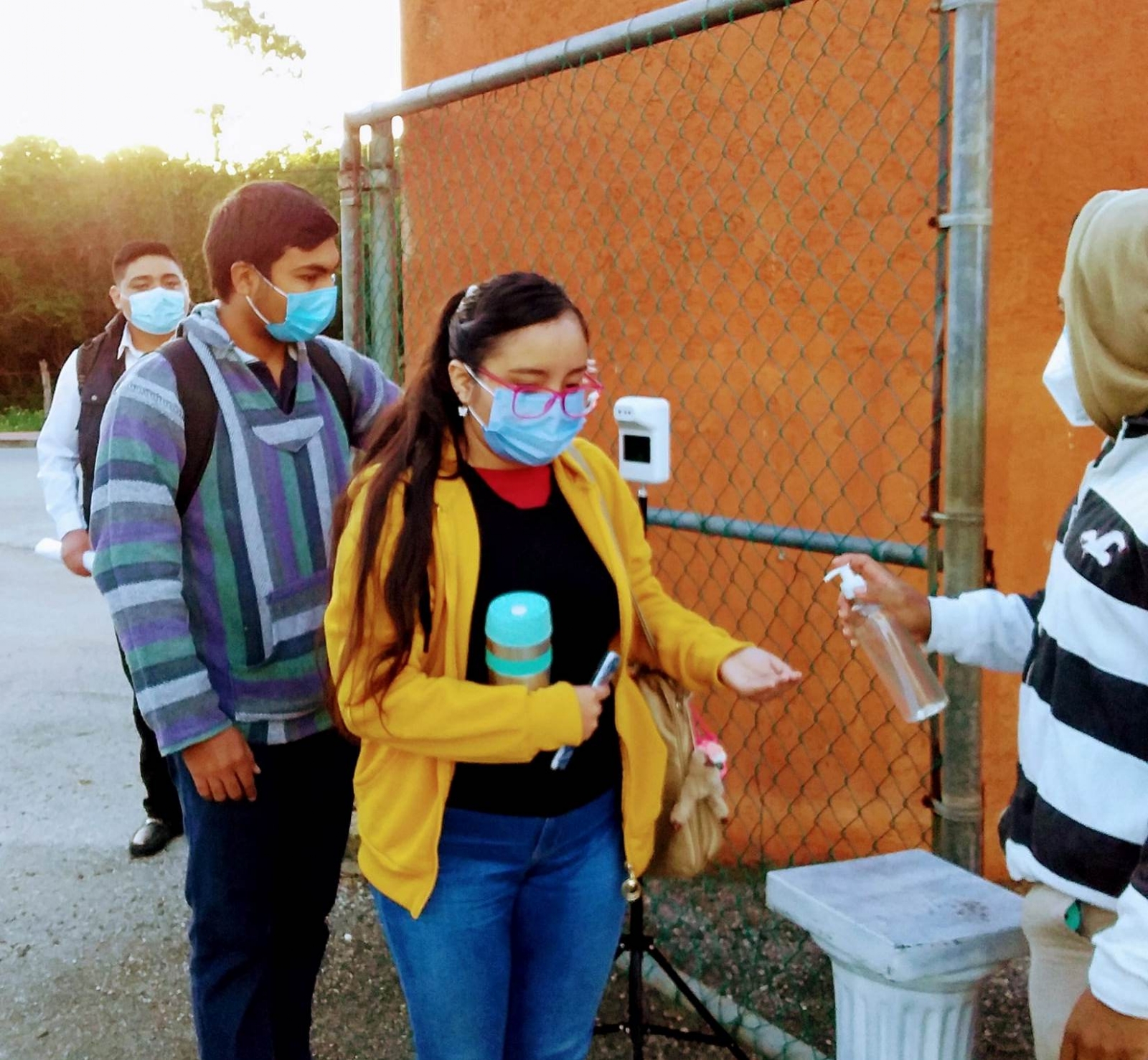 Con aforo del 70%, alumnos de la UADY inician clases en Tizimín