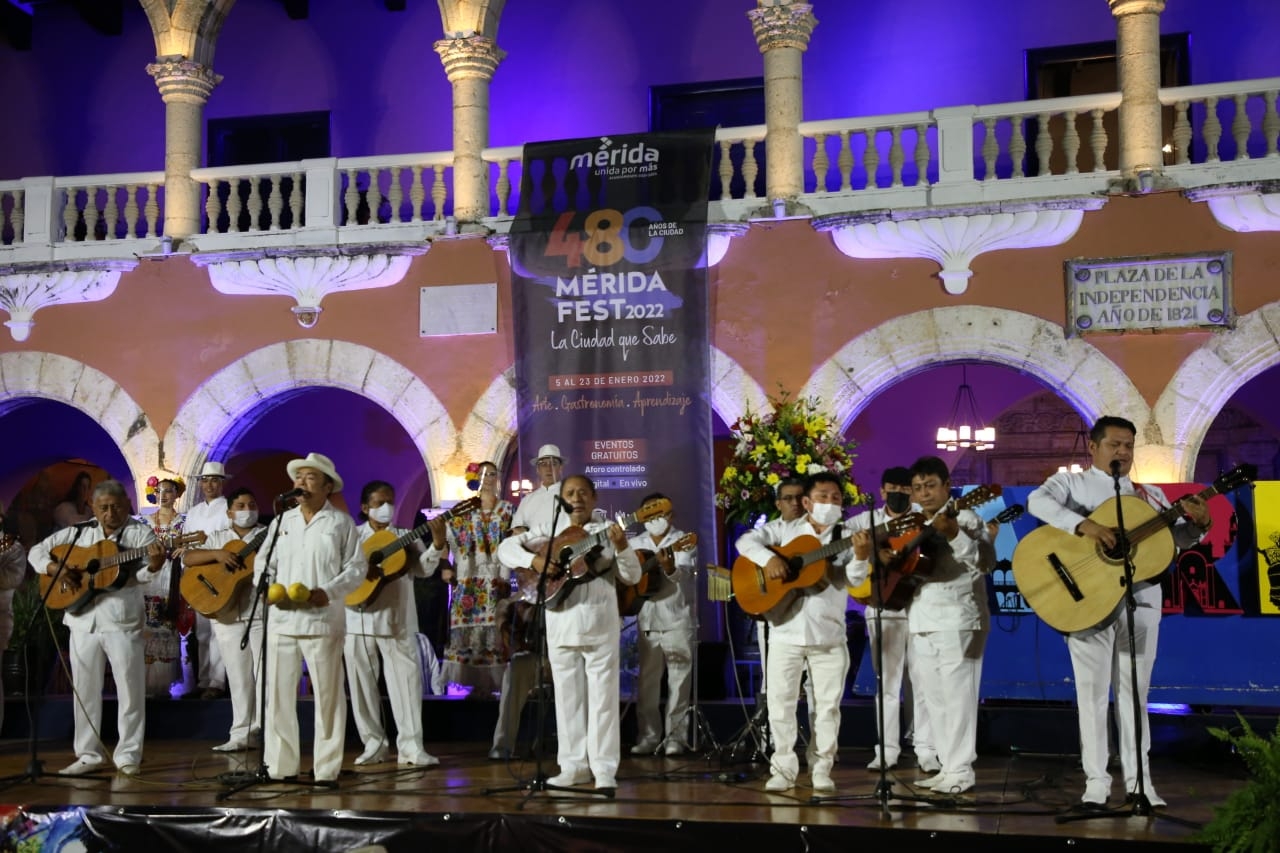 Mérida celebra 480 aniversario de su fundación pese al incremento en casos por COVID-19