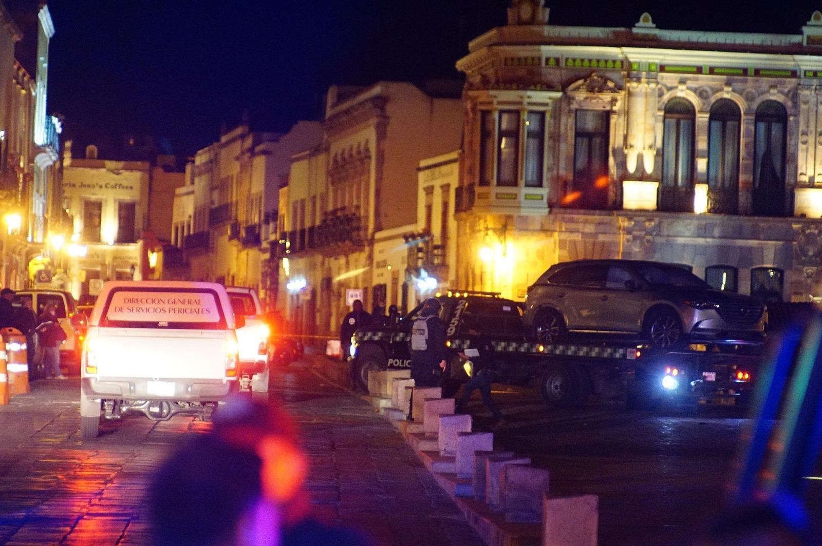 Al rededor de las 5:30 de la mañana una camioneta fue abandonada con varios cuerpos en Zacatecas. Foto: EFE