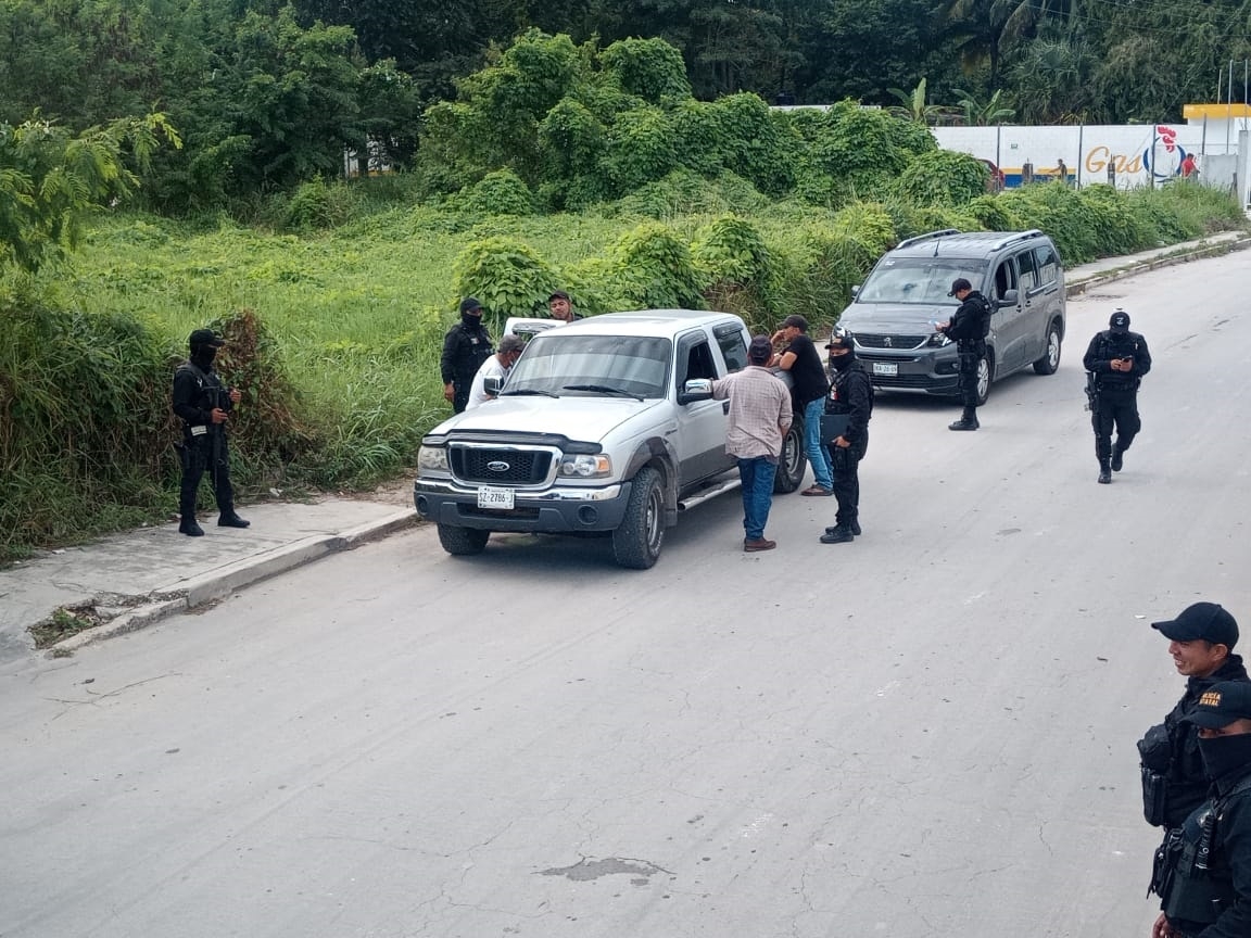 Autoridades inician "caza" de conductores sin documentos en regla en Escárcega