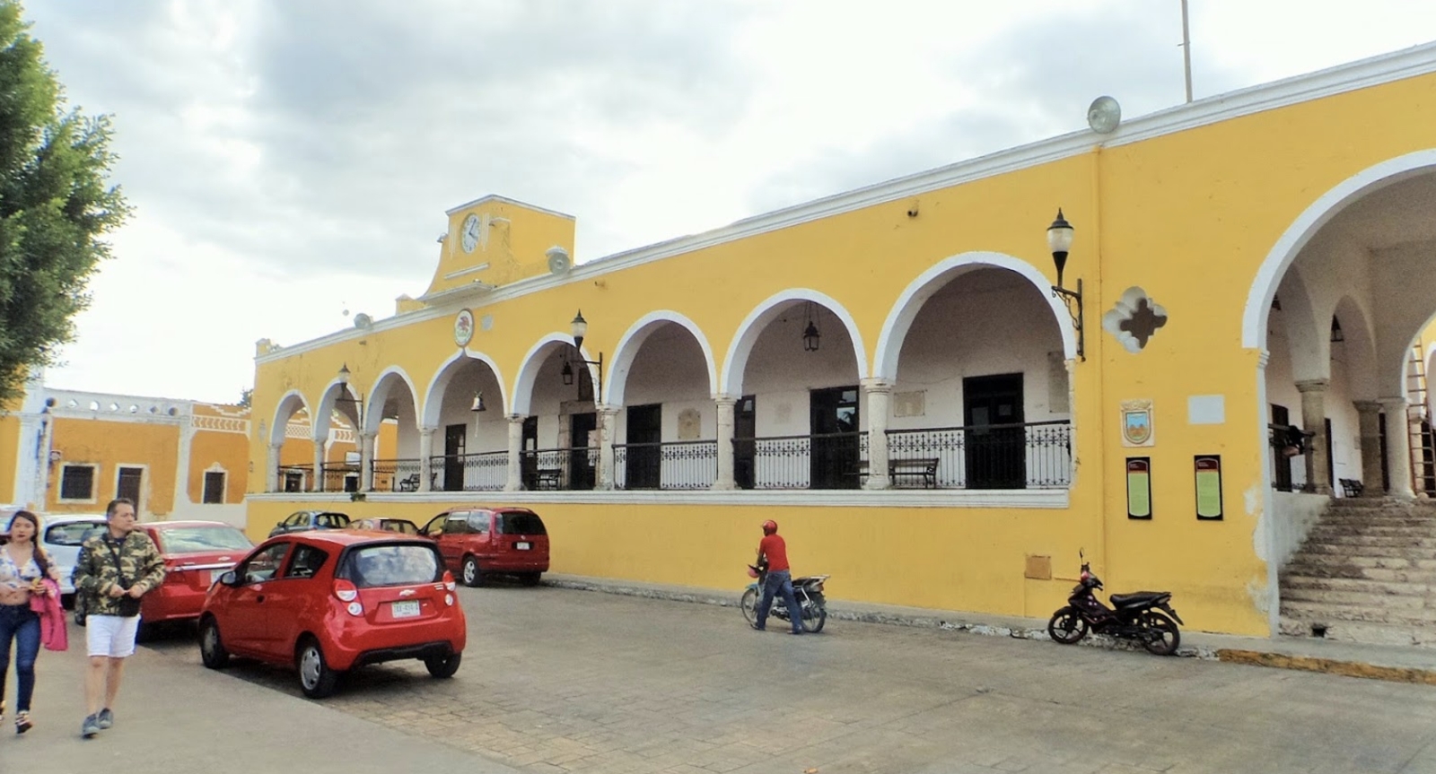 Cierran oficinas del Palacio Municipal de Izamal por brote de COVID-19 entre empleados