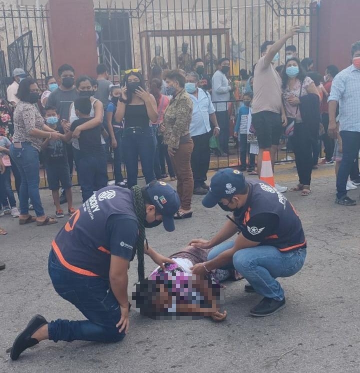 Muere mujer de 71 años de un infarto frente al Santuario de Reyes en Tizimín, Yucatán