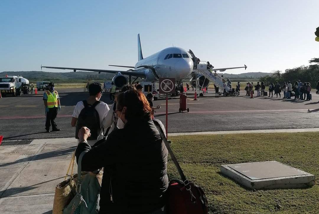 Aeropuerto de Campeche mantiene operaciones pese a contagios de COVID-19 en pilotos