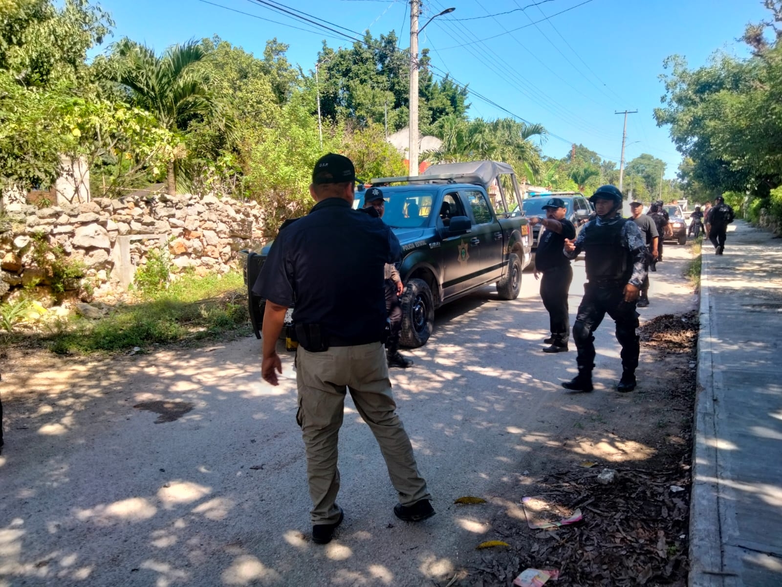 Balazos durante una pelea callejera sorprenden a familias de Izamal: VIDEO